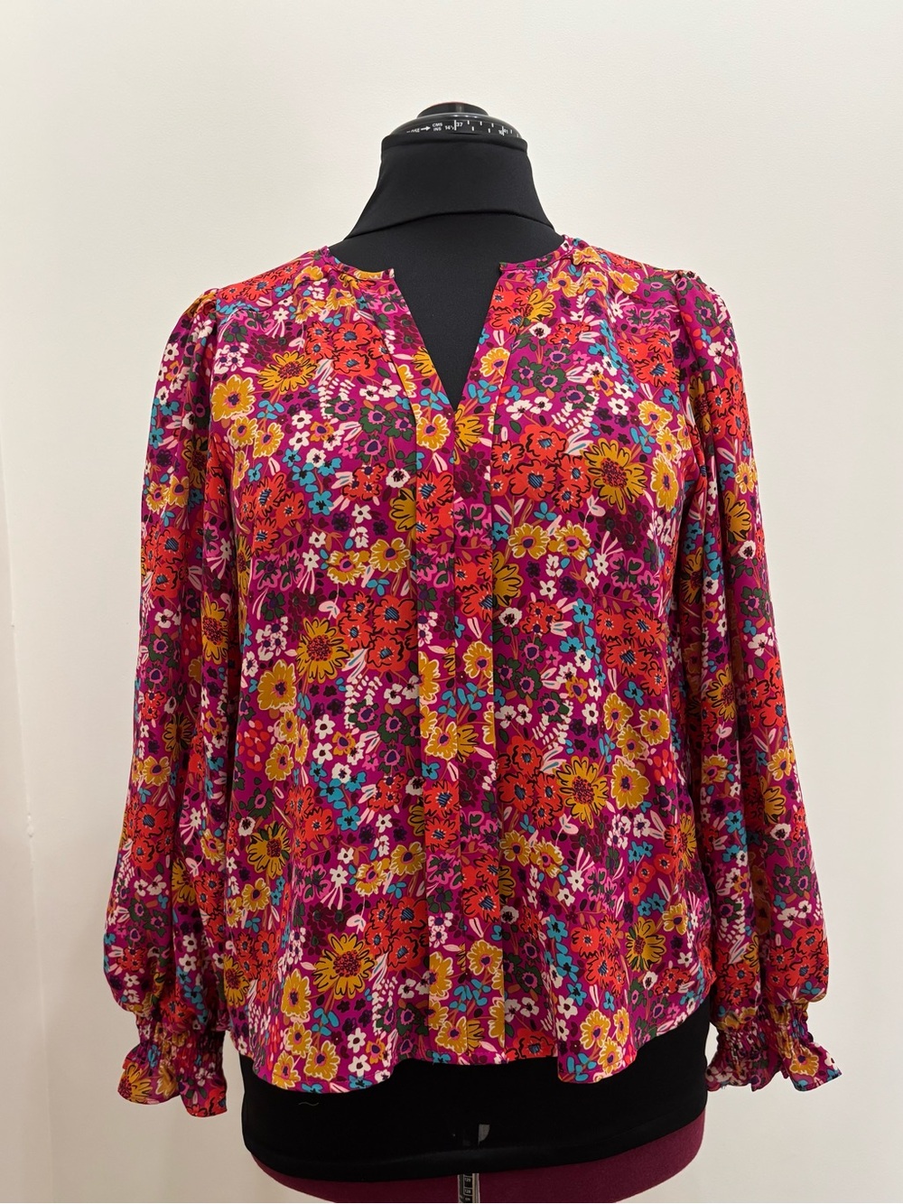 JODIFL Vibrant Floral Blouse